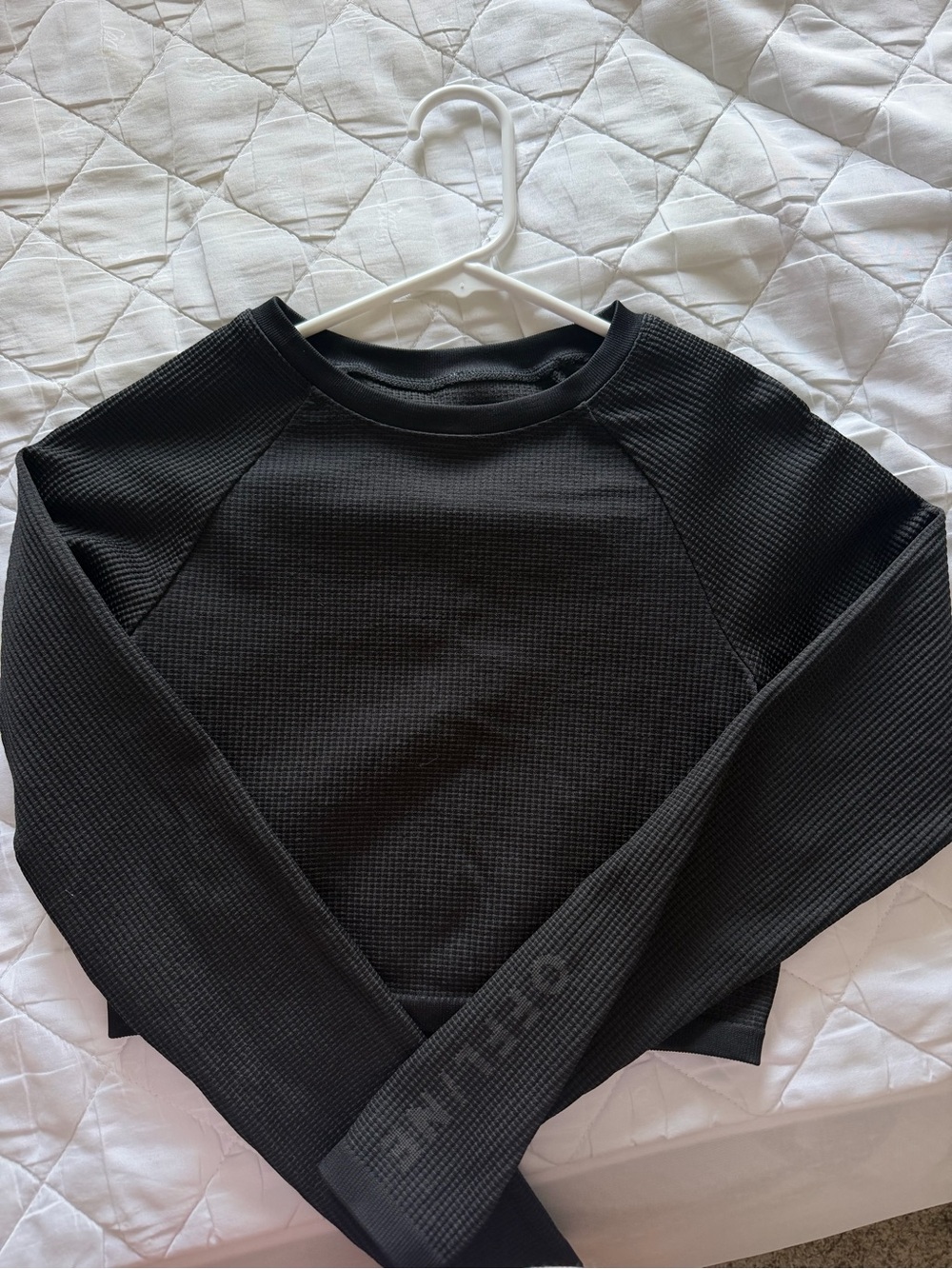 Offline black waffle knot long sleeve crop. Fits best S/M